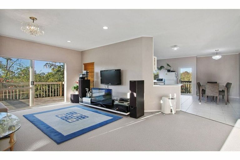 Photo of property in 4 Tern Place, Unsworth Heights, Auckland, 0632