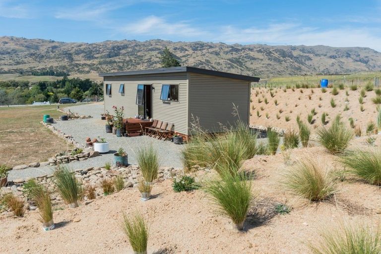 Photo of property in 2 Nugget Lane, Patearoa, Ranfurly, 9398