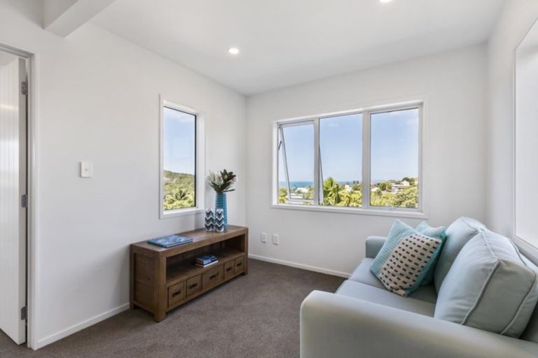 Photo of property in 8 Rakau Views, Orewa, 0931