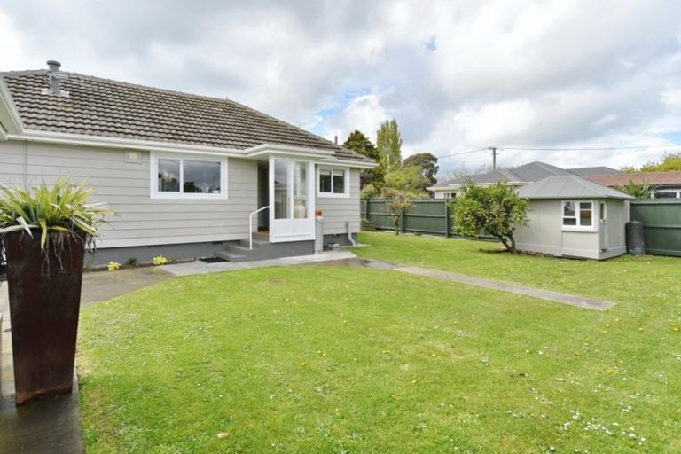 Photo of property in 187 Gayhurst Road, Dallington, Christchurch, 8061