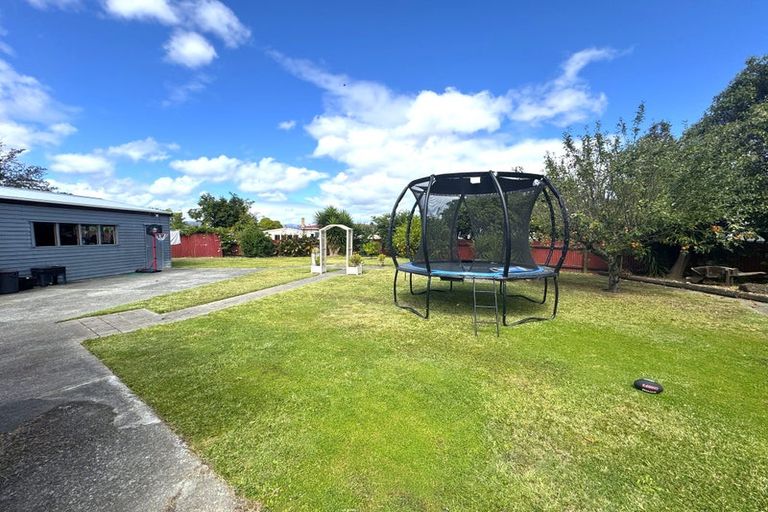 Photo of property in 7 Kupe Place, Highbury, Palmerston North, 4412