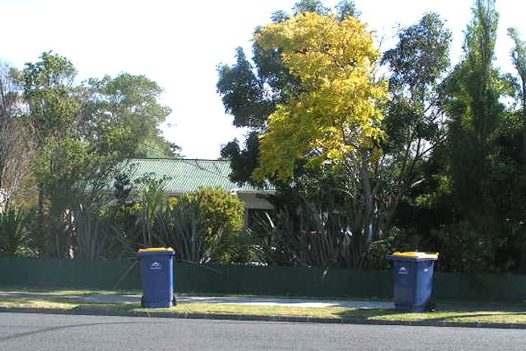 Photo of property in 76a Forrest Hill Road, Forrest Hill, Auckland, 0620
