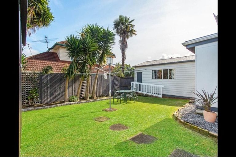 Photo of property in 33 Clark Road, Pahurehure, Papakura, 2113