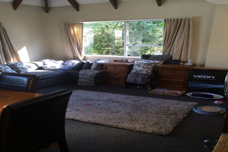 Photo of property in 72 Ridge Road, Howick, Auckland, 2014