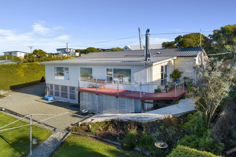 Photo of property in 17 Nasmyth Street, Kakanui, Oamaru, 9495