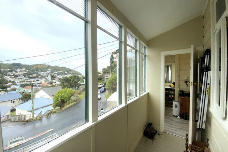 Photo of property in 12a Freeling Street, Island Bay, Wellington, 6023