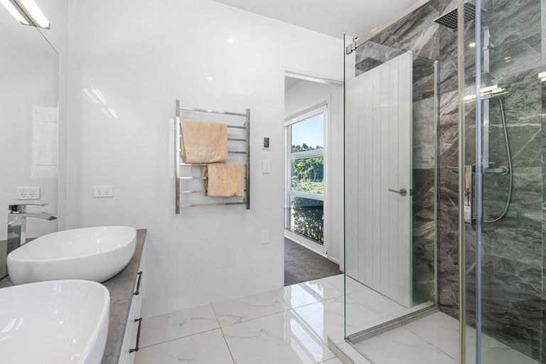 Photo of property in 145a Mokoroa Valley Road, Waitakere, Henderson, 0782