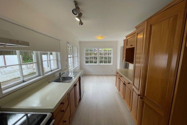 Photo of property in 105a Mountbatten Avenue, Hillcrest, Auckland, 0627