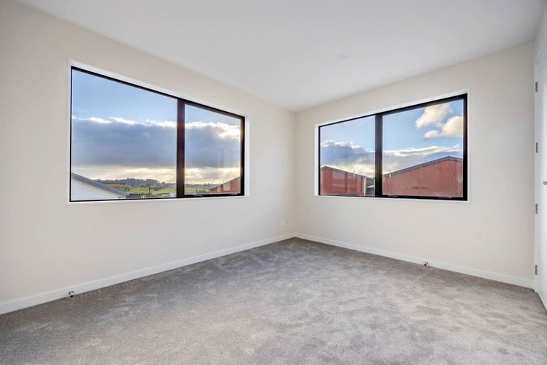 Photo of property in 10 Kapehu Road, Silverdale, 0932