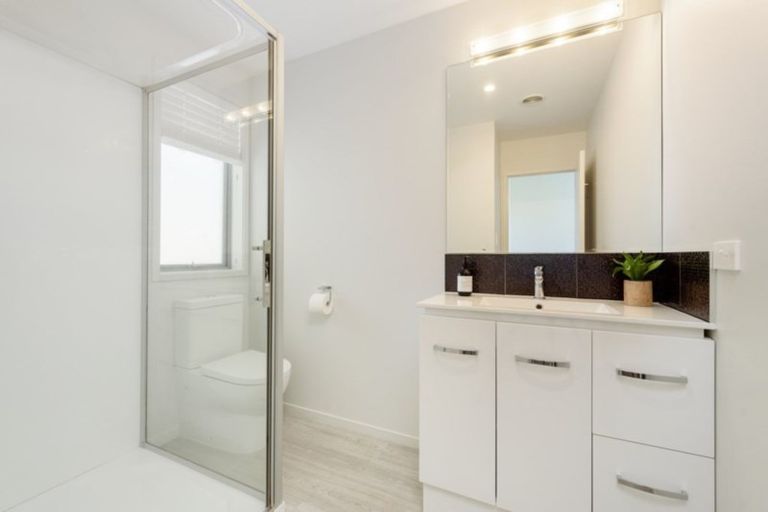 Photo of property in 97 Puhirake Crescent, Pyes Pa, Tauranga, 3112