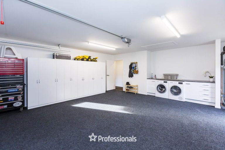 Photo of property in 12 Salisbury Crescent, Wallaceville, Upper Hutt, 5018