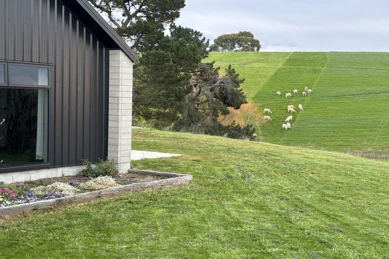 Photo of property in 389 Mount Harris Road, Ikawai, Waimate, 7977