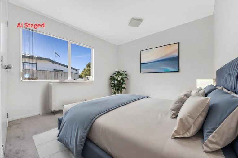 Photo of property in 2/39 Templeton Place, Clendon Park, Auckland, 2103