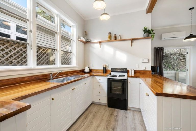 Photo of property in 165a Ohiro Road, Brooklyn, Wellington, 6021