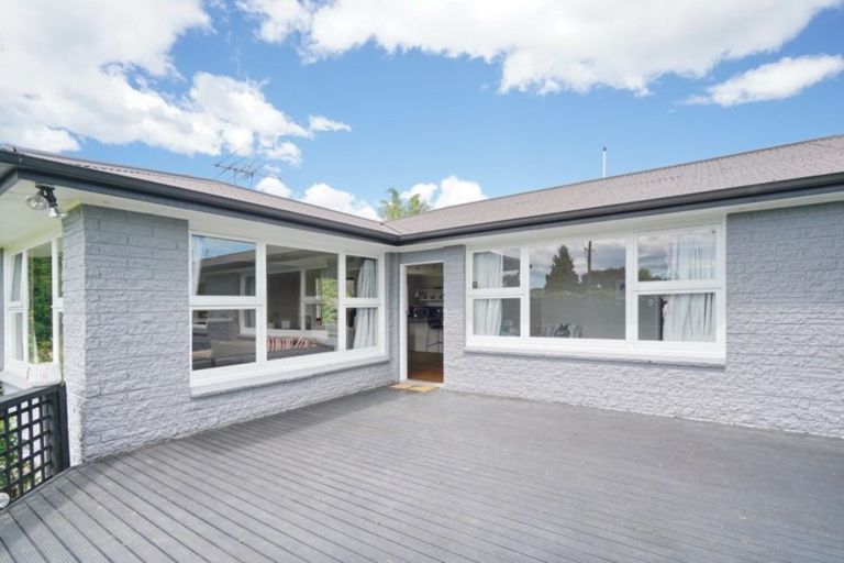 Photo of property in 31 Woodend Road, Woodend, 7610