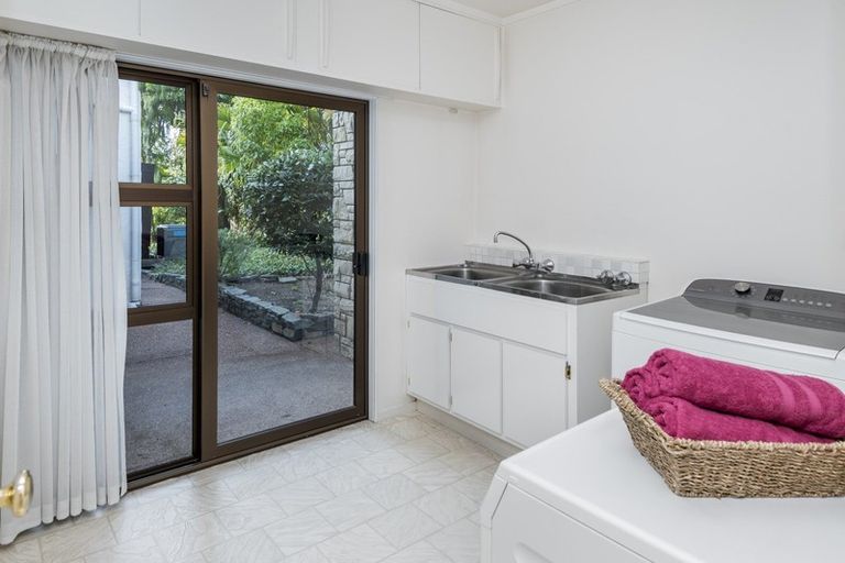 Photo of property in 20 Rapallo Place, Farm Cove, Auckland, 2012