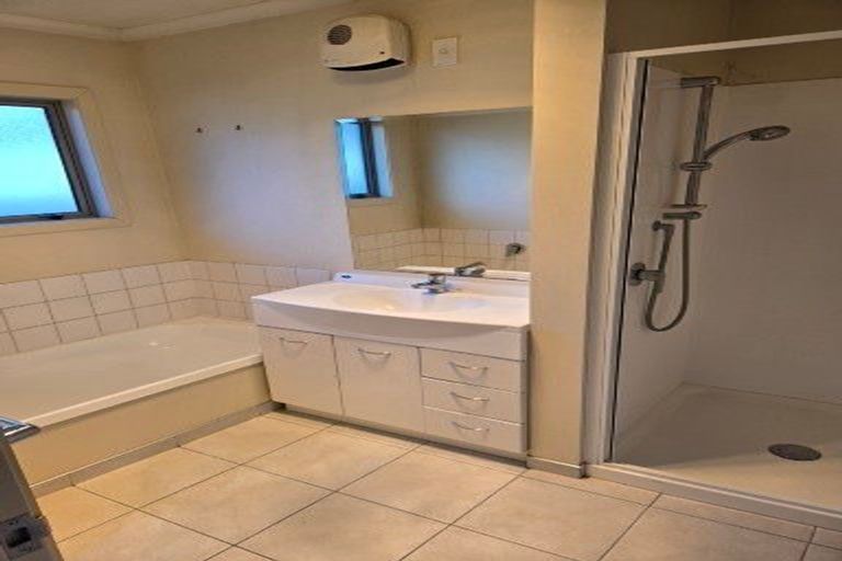 Photo of property in 88/86 Devon Street, Arrowtown, 9302