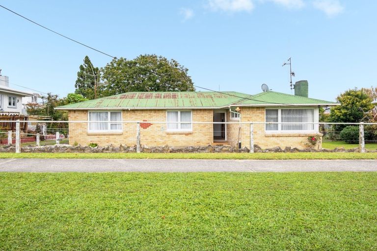 Photo of property in 8 Seddon Street, Te Puke, 3119