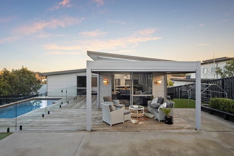 Photo of property in 44 Anselmi Ridge Road, Pukekohe, 2120