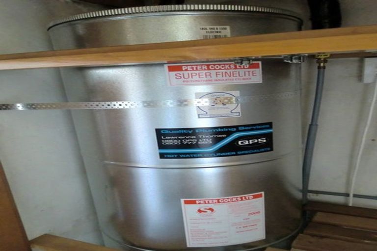 Photo of property in 2/82 Grahams Road, Burnside, Christchurch, 8041