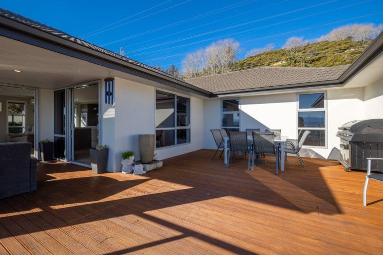 Photo of property in 9 Berkshire Place, Stoke, Nelson, 7011