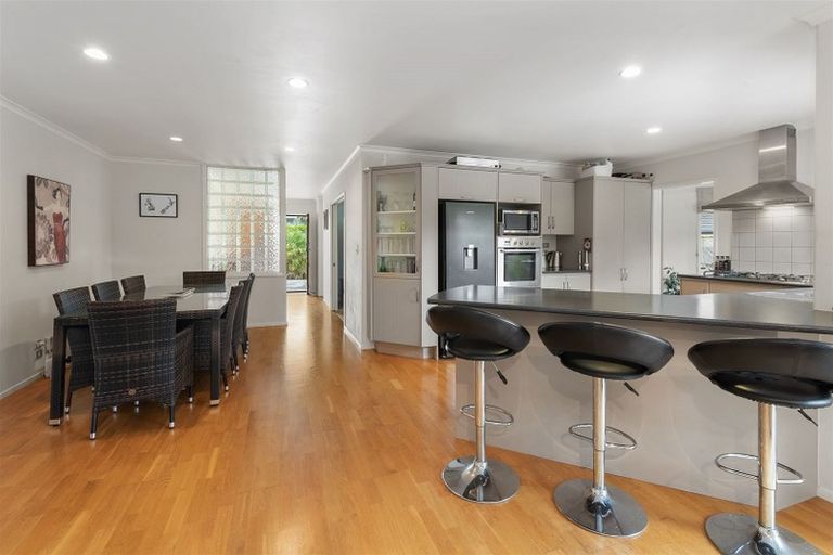 Photo of property in 14 Daviot Place, Te Kamo, Whangarei, 0112