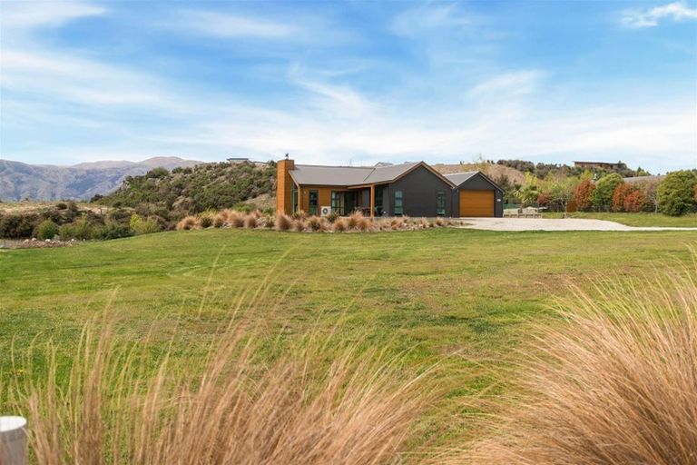 Photo of property in 6 Harris Place, Luggate, Cromwell, 9383