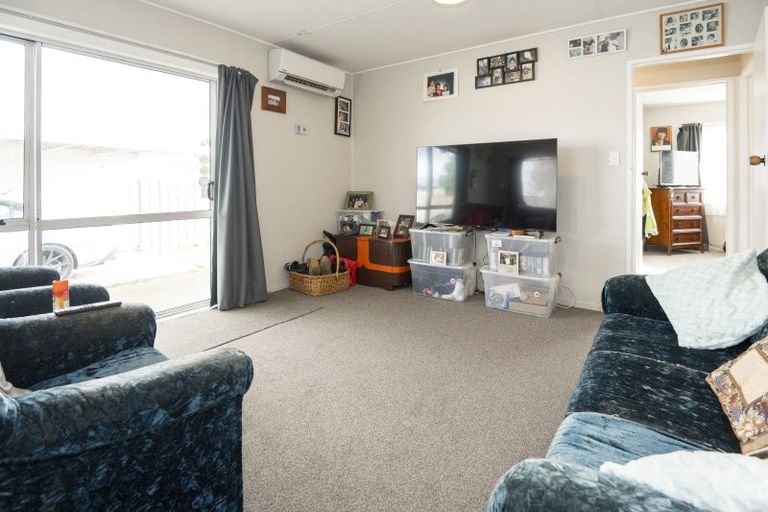 Photo of property in 320b Flaxmere Avenue, Flaxmere, Hastings, 4120