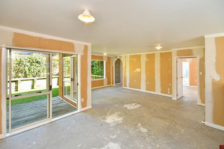 Photo of property in 5 Woodlark Close, Weymouth, Auckland, 2103