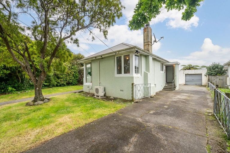 Photo of property in 35 Routley Crescent, Elderslea, Upper Hutt, 5018