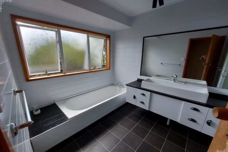 Photo of property in 9 Barclay Place, Te Kamo, Whangarei, 0112