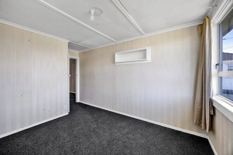 Photo of property in 6 Buchanan Place, Hawera, 4610