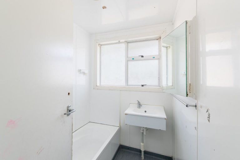 Photo of property in 8 Orewa Grove, Wainuiomata, Lower Hutt, 5014