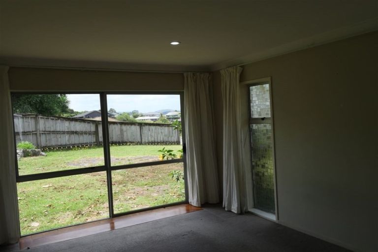 Photo of property in 42 Carlton Road, Pukekohe, 2120