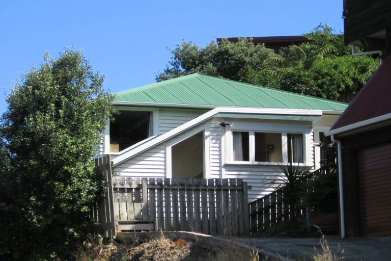 Photo of property in 41 Melrose Road, Island Bay, Wellington, 6023