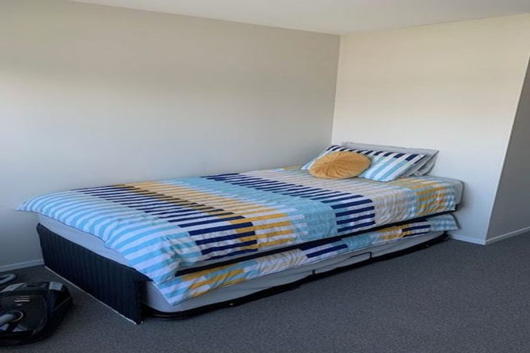 Photo of property in 27 Komanawa Lane, Mount Wellington, Auckland, 1062