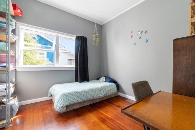 Photo of property in 31 Vine Street, Mangere East, Auckland, 2024