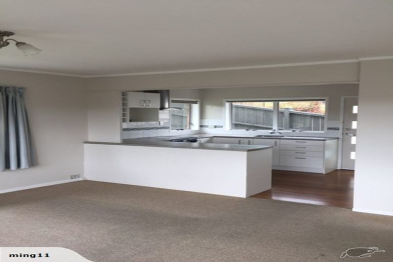 Photo of property in 1/30 Acacia Road, Torbay, Auckland, 0632