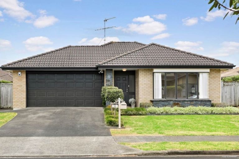 Photo of property in 52 Stranraer Crescent, Wattle Downs, Auckland, 2103