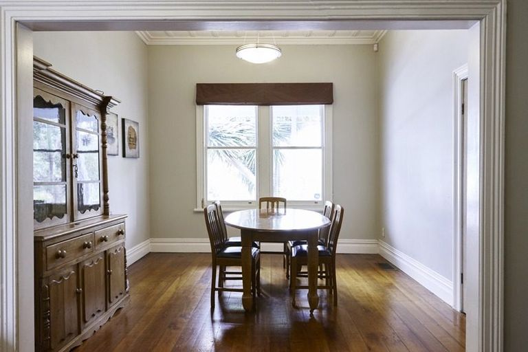 Photo of property in 1/70 Princes Street, Northcote Point, Auckland, 0627