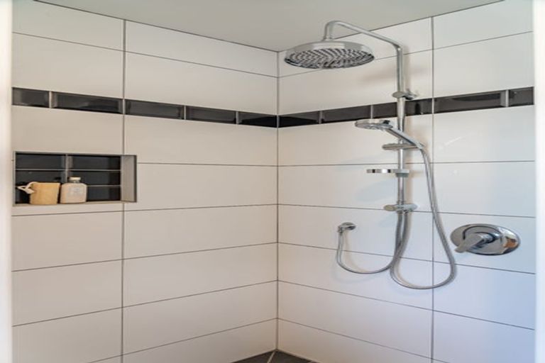 Photo of property in 29 Wallace Street, Featherston, 5710