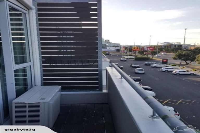 Photo of property in 7a/8 Quay Street, Auckland Central, Auckland, 1010