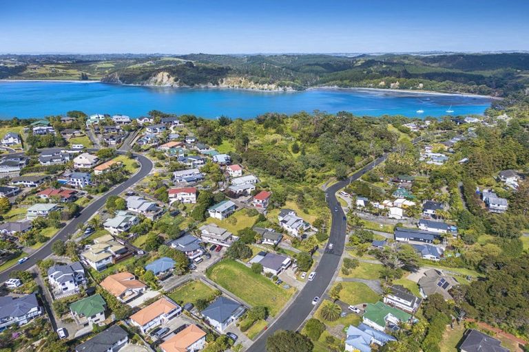 Photo of property in 47 Ferry Road, Arkles Bay, Whangaparaoa, 0932
