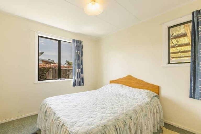 Photo of property in 17 Freyberg Terrace, Waipukurau, 4200