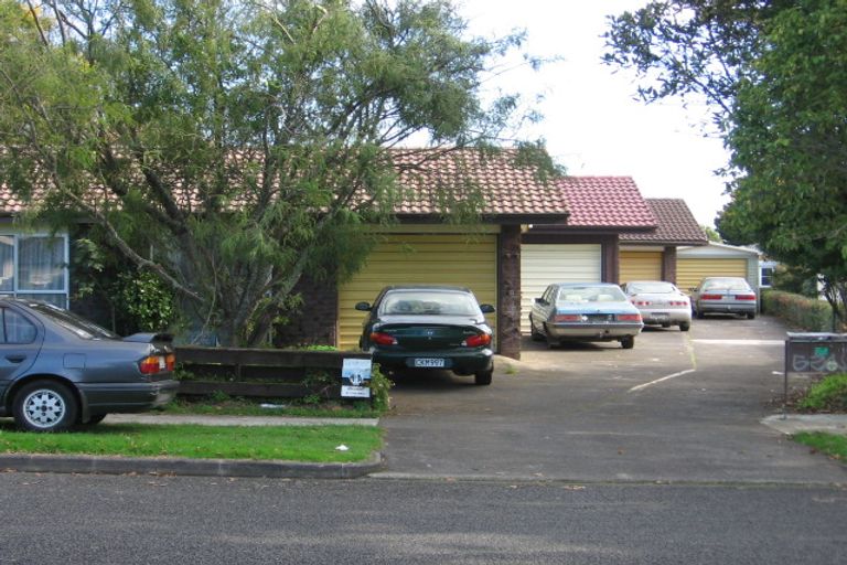 Photo of property in 4/51 Landscape Road, Papatoetoe, Auckland, 2025