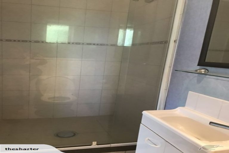 Photo of property in 29b Heron Place, Pakuranga Heights, Auckland, 2010