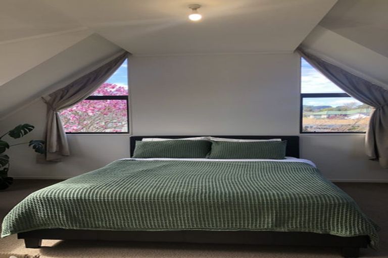 Photo of property in 18 Pelorus Street, Welcome Bay, Tauranga, 3112