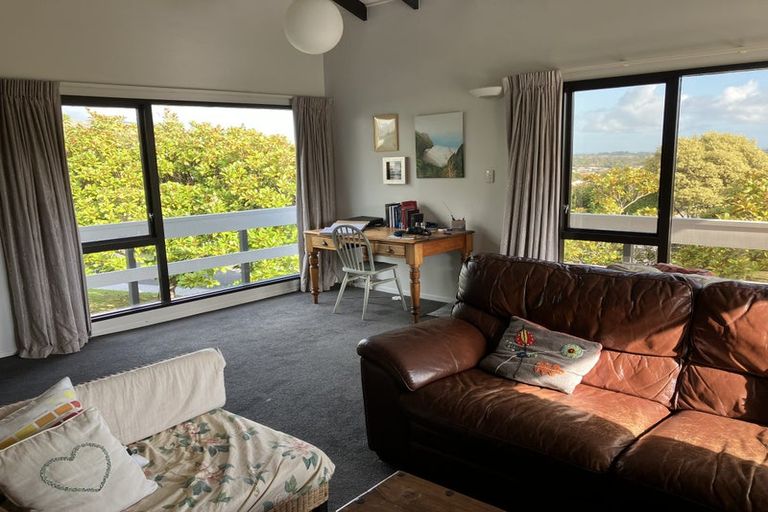 Photo of property in 8 Kea Street, Waikanae, 5036