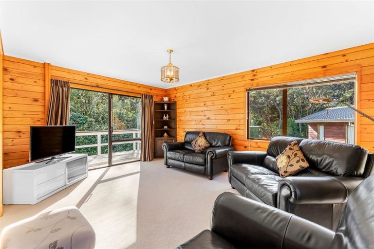 Photo of property in 14 Chardon Place, Henderson, Auckland, 0612