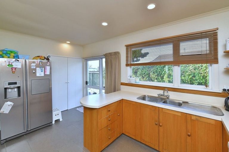 Photo of property in 94 Cavendish Road, Casebrook, Christchurch, 8051